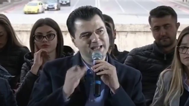 BASHA ME STUDENTËT, PREZANTON PLATFORMËN E PD SË PËR PËRZGJEDHJEN E KANDIDATËVE