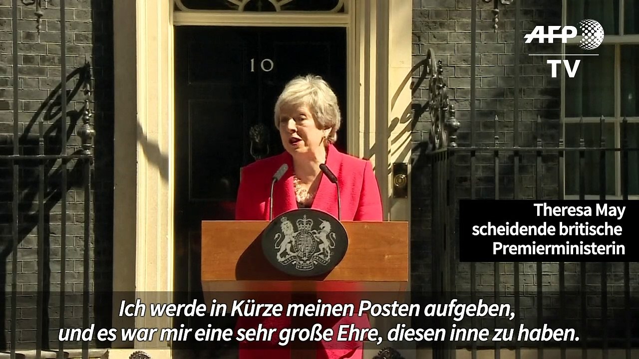 Theresa May kämpft mit den Tränen