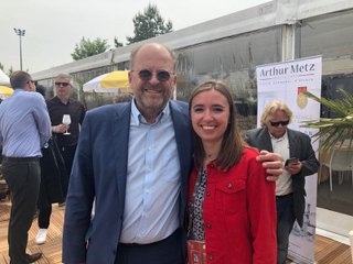 Denis Naegelen, directeur des Internationaux de Strasbourg, au micro de Louise