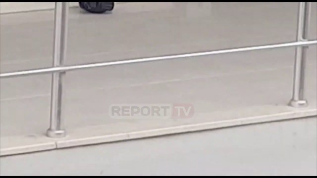 Vlorë, tritol në një zyrë ligjore pranë Gjykatës, policia rrethon zonën