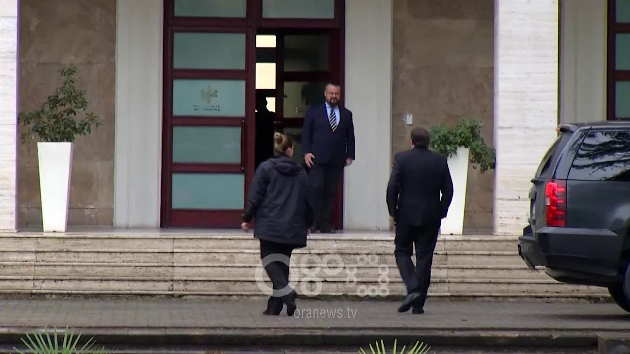 RTV Ora - Zyrtari i DASH 100 minuta takim kokë më kokë me Ramën