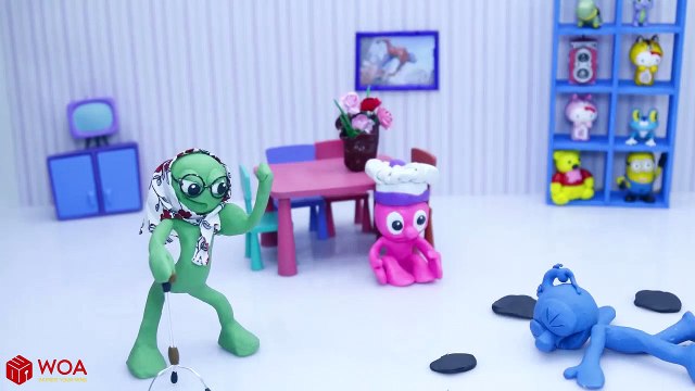 CLAY MIXER: SPIDERMAN GETS BLACK SUIT Play Doh Cartoons