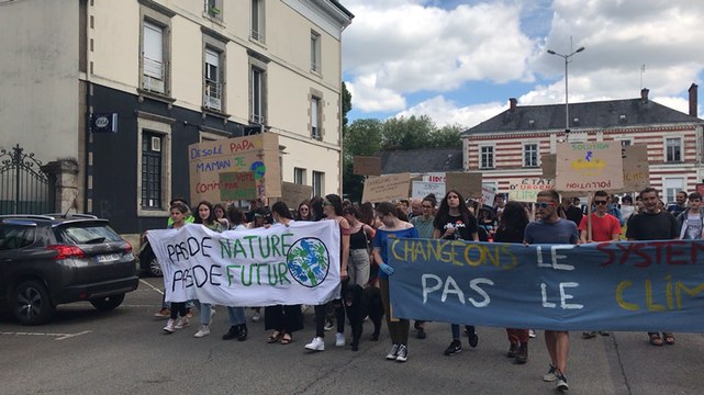 Lycéens, militants, 80 manifestants pour le climat