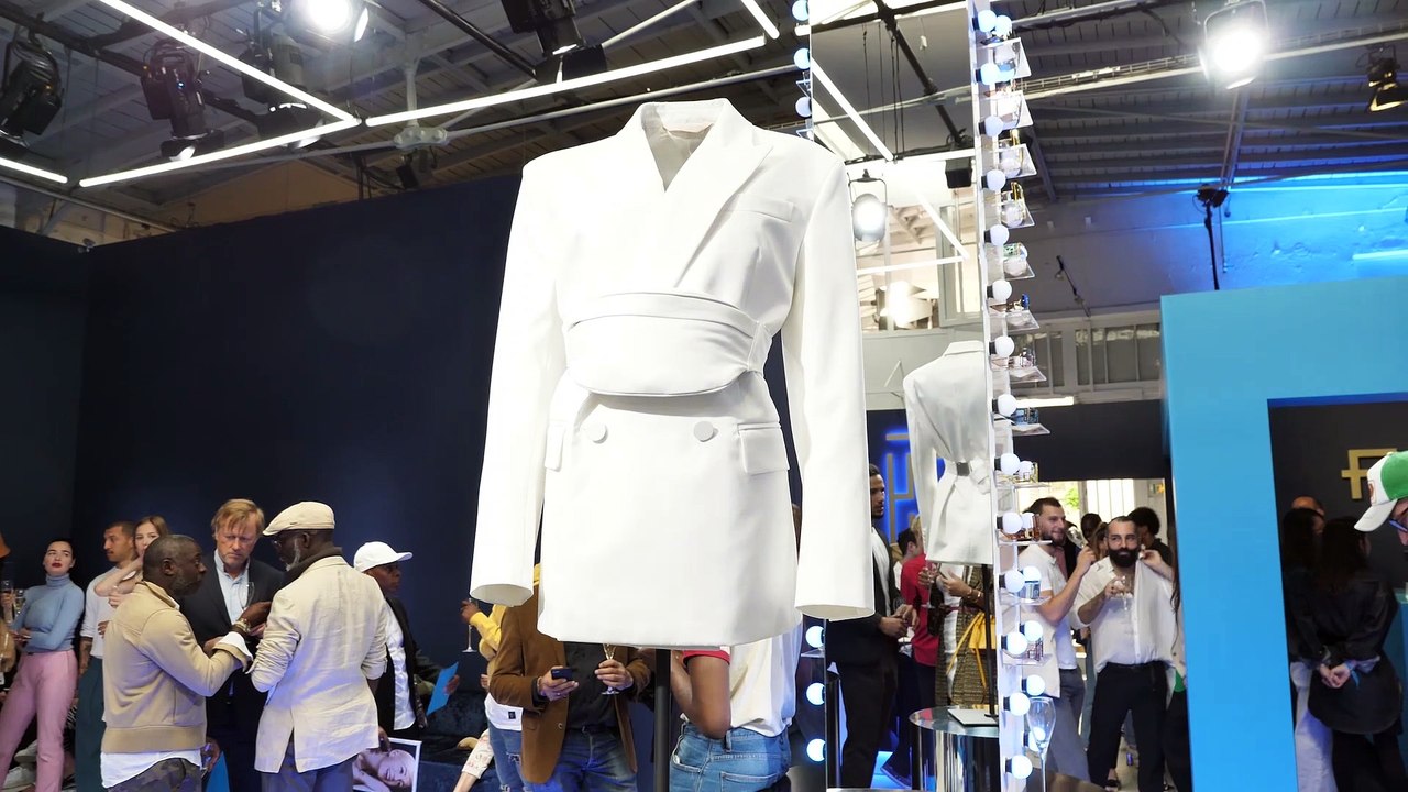 Rihanna inaugure son pop-up store Fenty à Paris