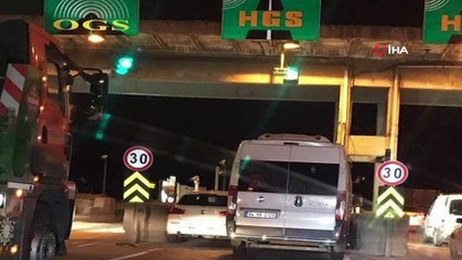 İnatçı sürücüler gişede sıkıştı