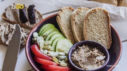 If You Want People to Come to Your Event, Say There’s Food