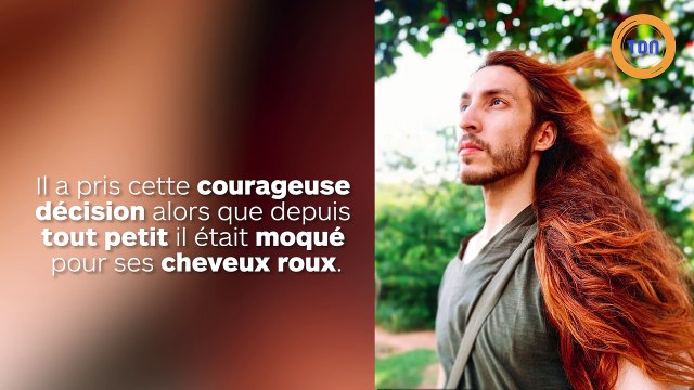 Les magnifiques longs cheveux roux du Raiponce masculin !