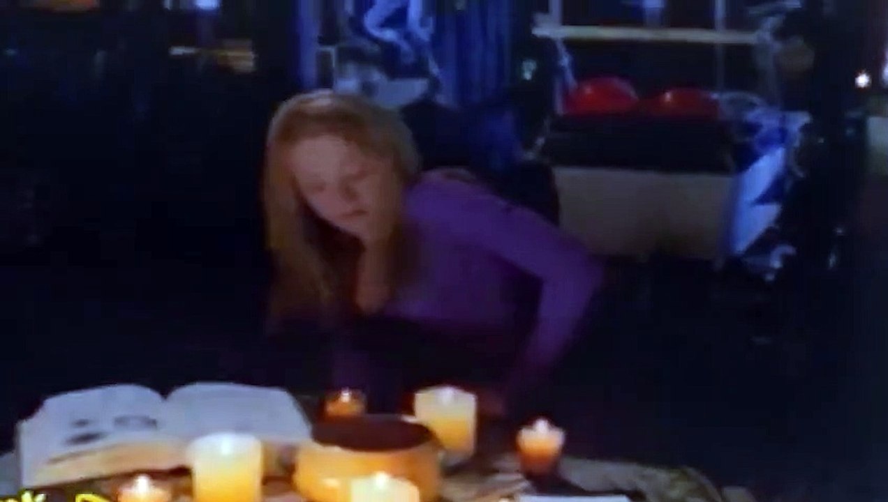 Seven Days S02xxE20 Witch Way to the Prom