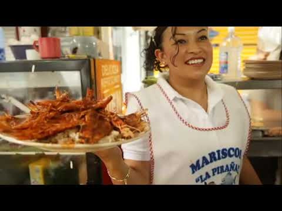 Mariscos 'La Piraña' en el Gourmet Callejero de ¡Pásala!