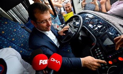 Üzerinde güneş batmayan hattın direksiyonuna geçti