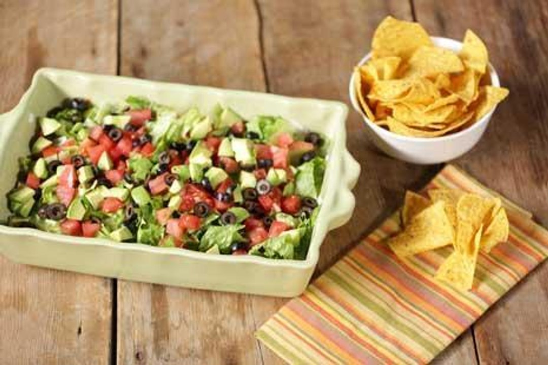 Quick, Healthy Southwestern Layered Bean Dip Recipe