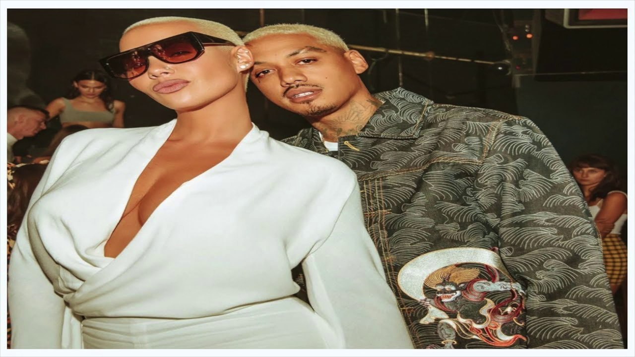 Amber Rose  ◀ October 22nd - 26th 2018 ▶