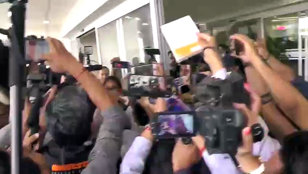 En estos momentos el Presidente de México Andrés Manuel López Obrador viaja por carretera al Pueblo Mágico de Pinos en Zacatecas, para dar continuidad a los Programas Prioritarios del Gobierno de México.