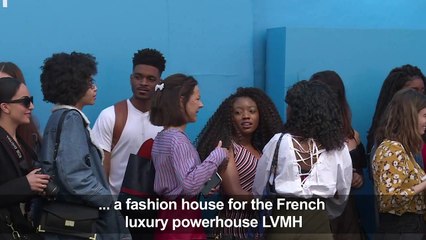 Rihanna fans queue to see singer's new Fenty collection