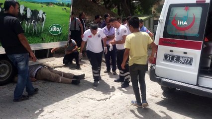 Hareket eden kamyonetin altında kalan sürücü yaralandı