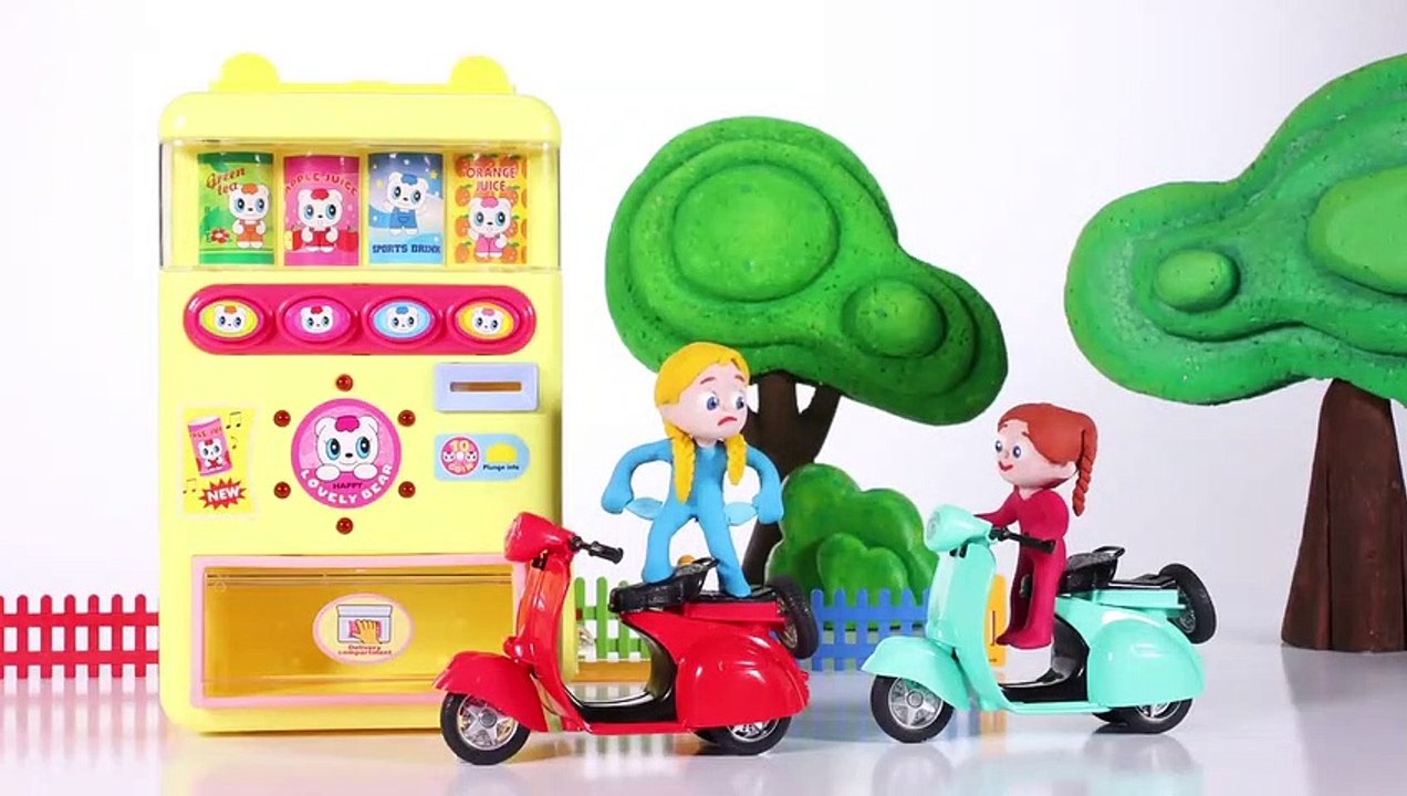 KIDS PLAYING WITH LEGO ❤ PLAY DOH CARTOONS FOR KIDS