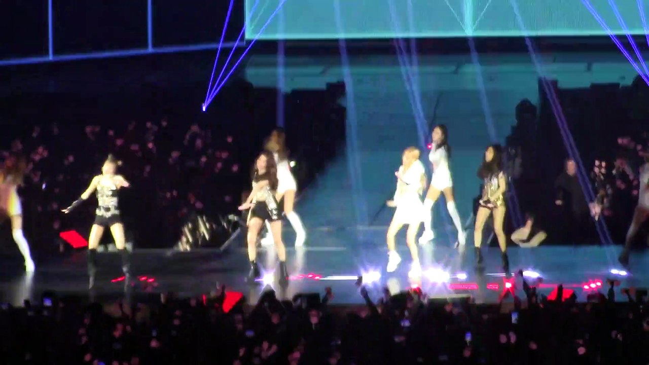BEST PART OF BLACKPINK LONDON CONCERT - EUROPE TOUR full hd