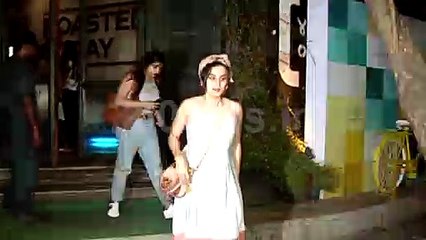 Bollywood Actress Taapsee Pannu Spotted at Versova