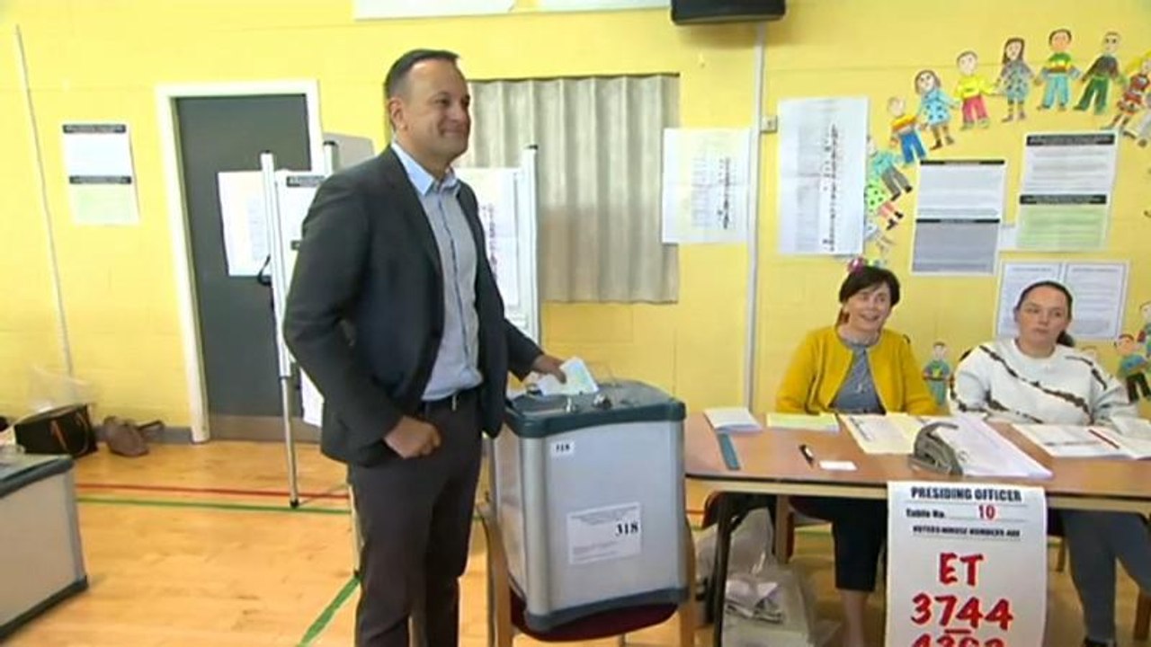 Irland hat gewählt: Pro-Europäer nach Umfragen vorn