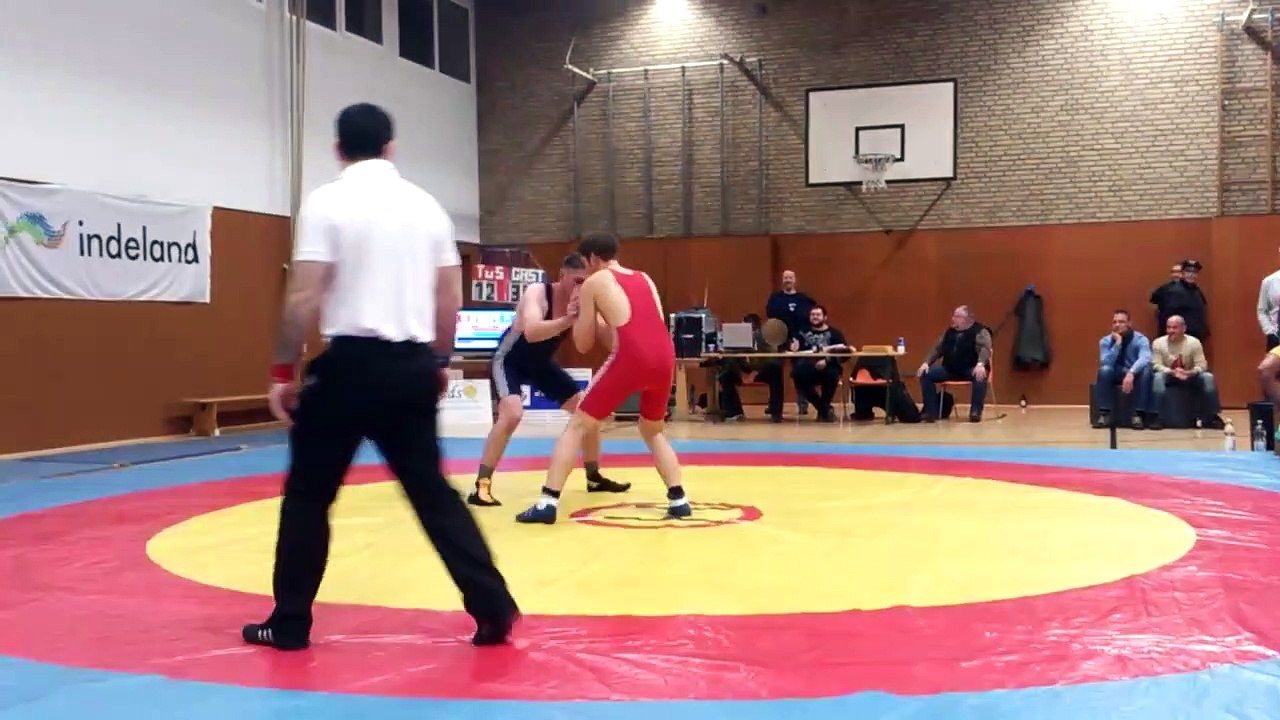 TuS_Aldenhoven ringen_84_Kg_Peter_Peters