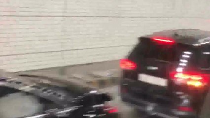 천안논산고속도로 차령터널에서 5중 추돌사고 / YTN