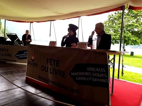Nue dans le lac d'Annecy : Amélie Nothomb débriefe sa folle soirée à la Fête du livre en 2014