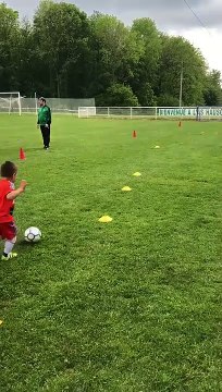 Entrainement pitchouns du mardi . Petit exercice a voir .. a faire .. même pour les grands !