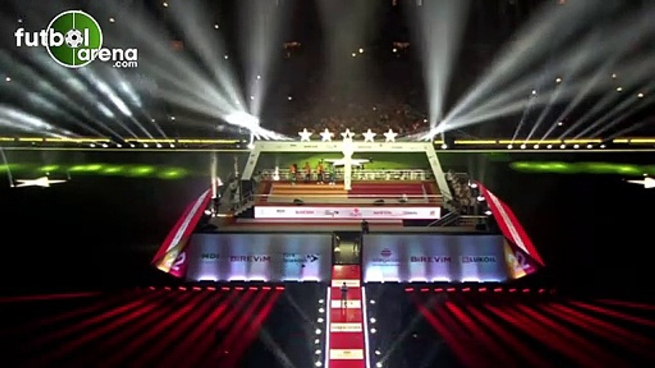 Belhanda, "Fener Ağlama" şarkısıyla platforma çıktı