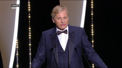 Viggo Mortensen remet le Prix de la Mise en scène - Cannes 2019