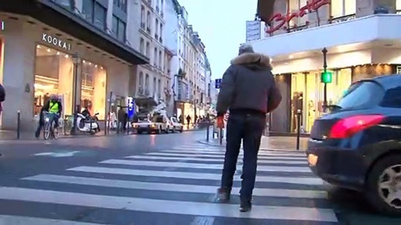 Quartier du sentier, la grande bagarre des nouveaux rois de la fringue - Reportage exclusif