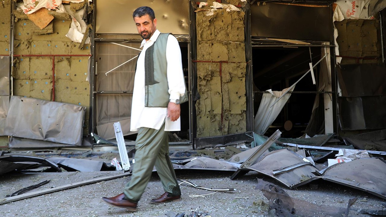 حفتر يصعد هجماته على طرابلس وسط صمت دولي مطبق