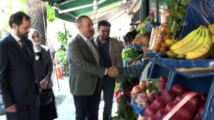 Çavuşoğlu, Kuzguncuk esnafını ziyaret etti - İSTANBUL