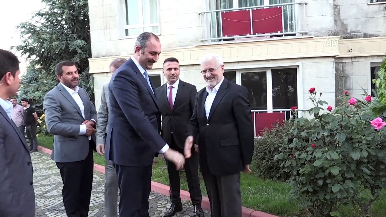 Adalet Bakanı Gül, Şehit Cumhuriyet Savcısı Selim Kiraz'ın ailesiyle iftar yaptı - İSTANBUL