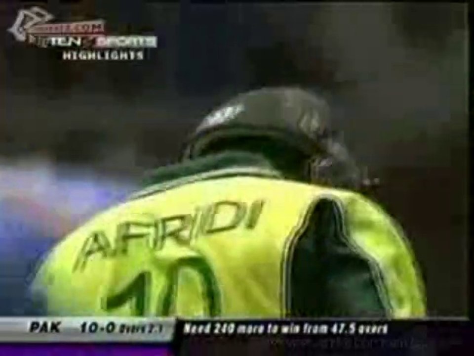 SHAHID AFRIDI SMASHES 45 BALLS ODI HUNDRED VS INDIA AT KANPUR