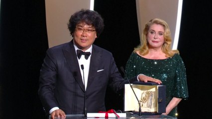 봉준호 "수상은 상상도 못 해"...현지에서 전해온 뒷이야기 / YTN