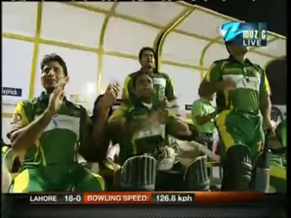 IMRAN NAZIR SMASHES FASTEST CENTURY | LAHORE BADSHAHS VS HYDERABAD HEROES