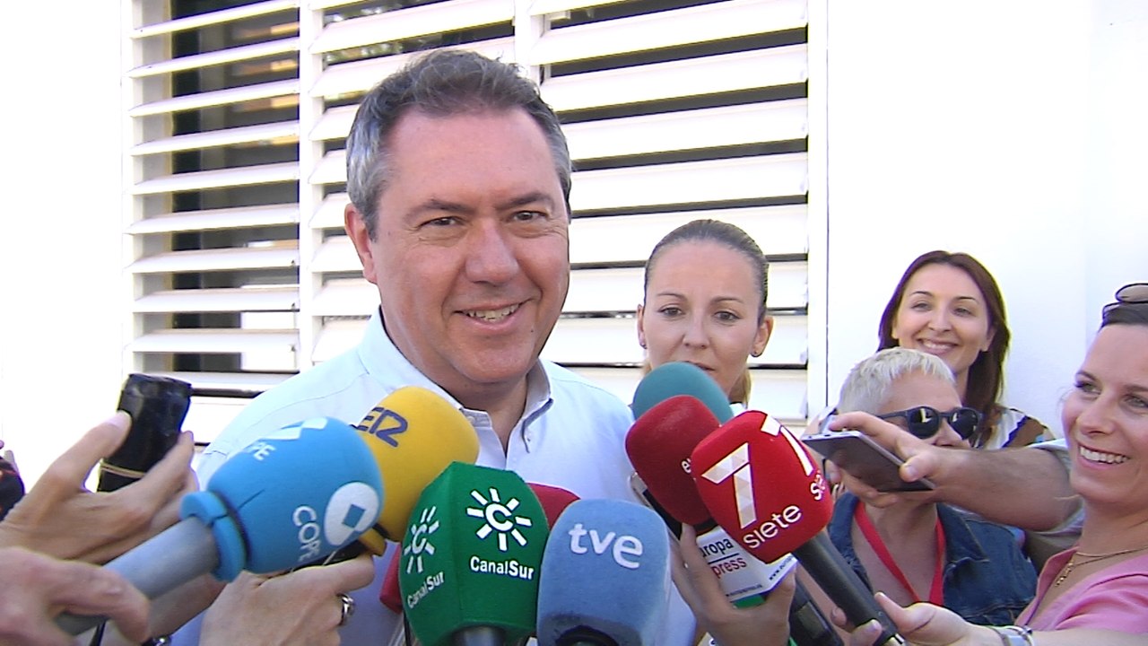 Alcalde de Sevilla pide que "nadie se quede en casa"