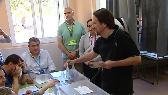 Pablo Iglesias tras votar: Ojalá la participación sea muy alta