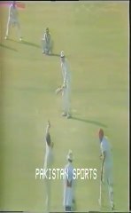 WAQAR YOUNIS DESTROYING ZIMBABWE BATSMAN 1992 SERIES BEST WICKETS