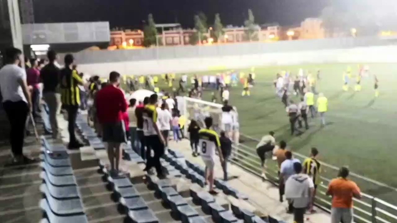 La pelea en el encuentro entre el Villafranco y la Rociera de la Primera Andaluza Senior