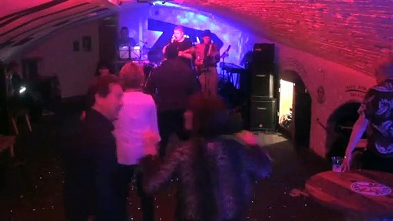 24-05-19 GoDBowie at Zed Alley Finale