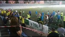 Un detenido y varios contusionados en pelea en campo de fútbol de Sevilla