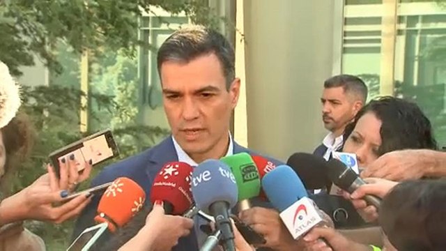 Les leaders politiques se rendent aux urnes pour les élections européennes