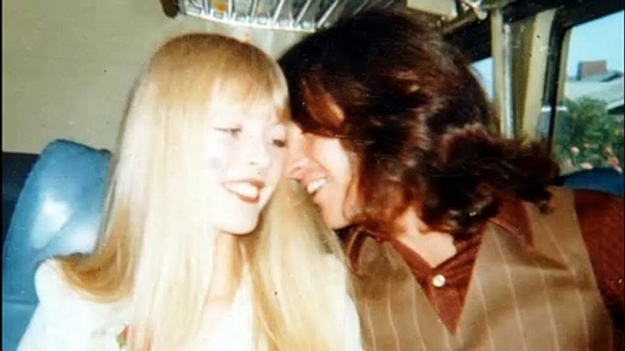 ACDC -Live Wire Bon Scott Rare Studio Version