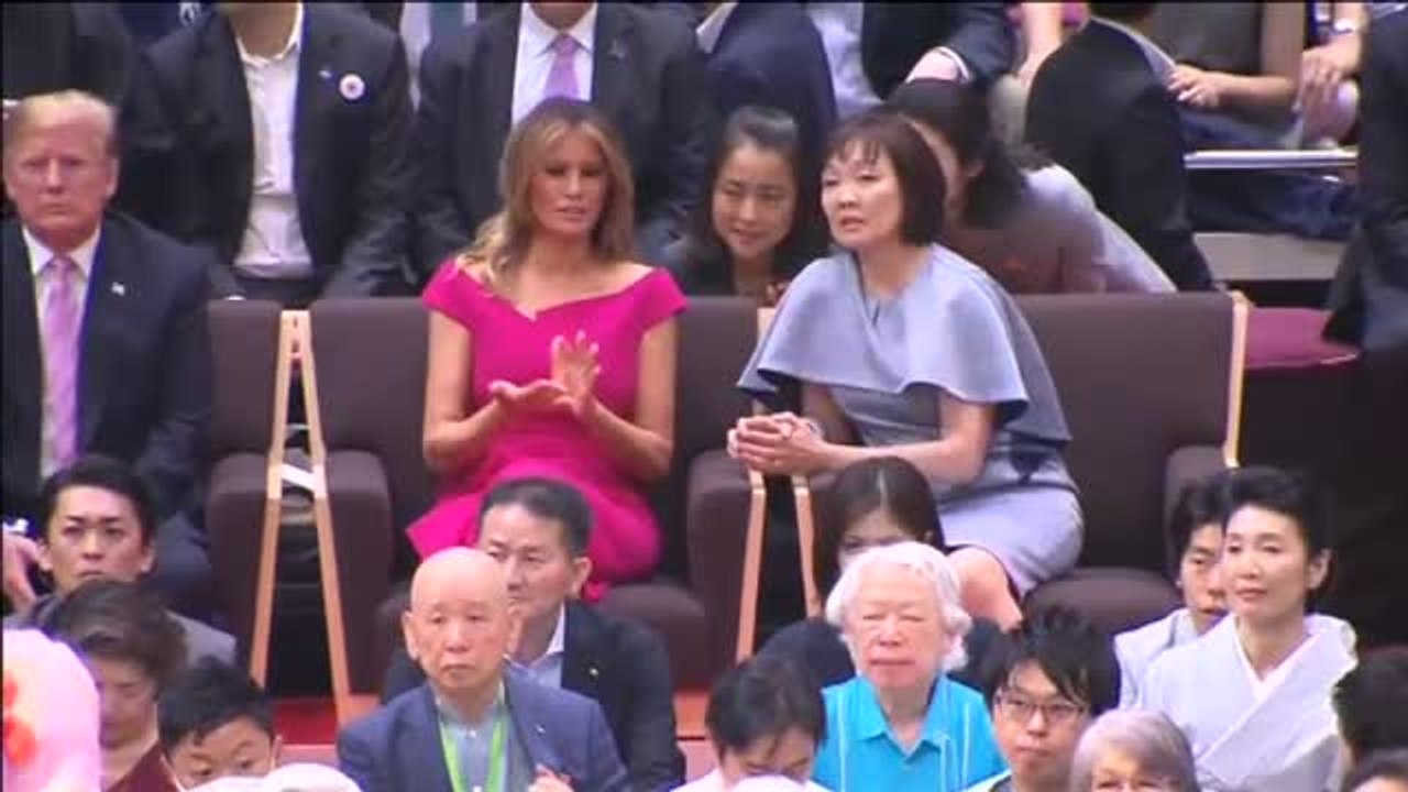 Trump, espectador de honor en el primer torneo se sumo de la Nueva era Imperial en Japón