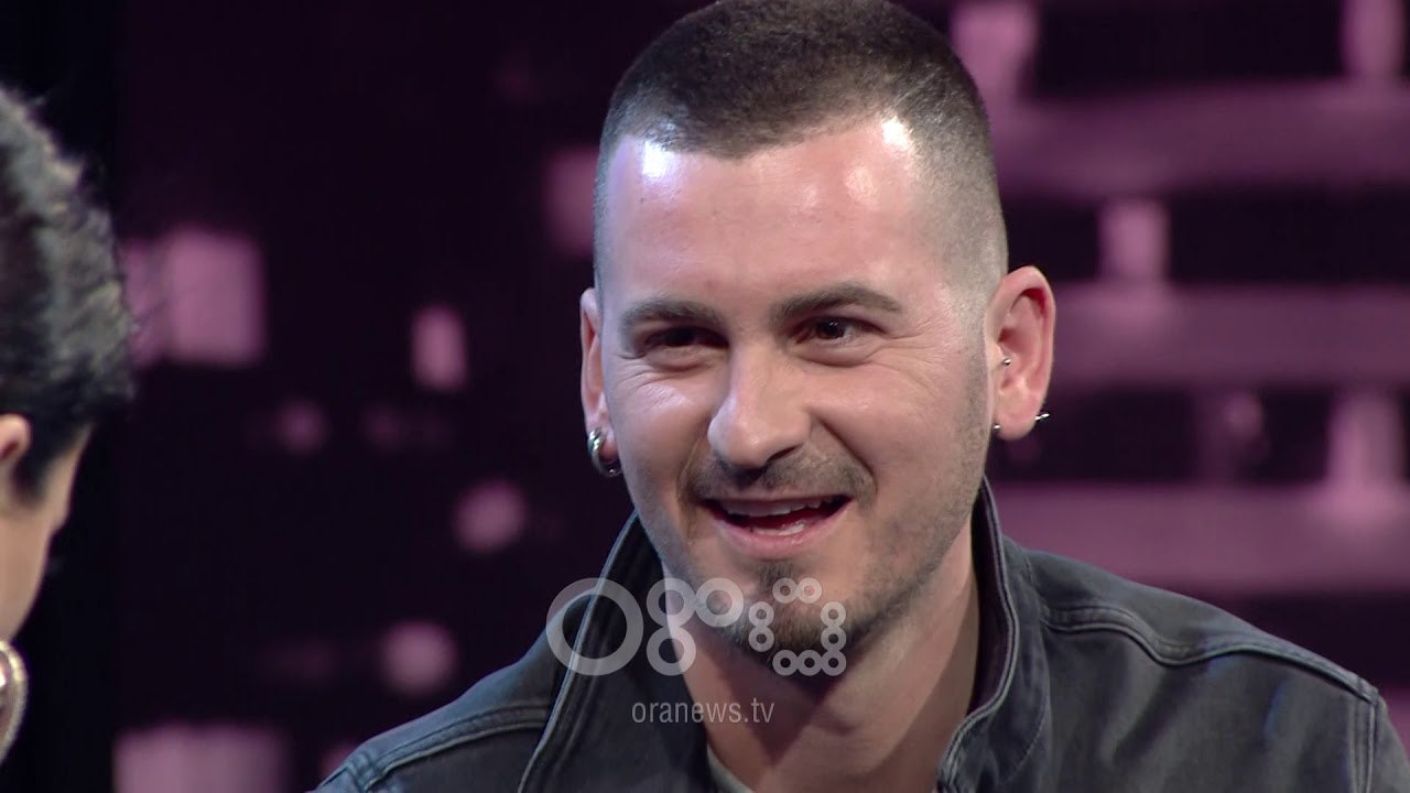 Mos i fol shoferit - Çfarë bën Isli Islami kur "partnerja" insiston të paguajë?