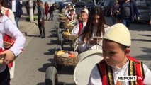 Report TV - Treni i Pashkëve, një traditë e veçantë e fëmijëve në Lezhë
