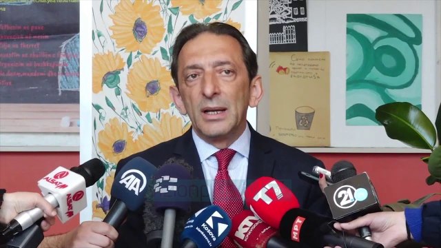 Maqedonia e Veriut voton sot për presidentin e ri! - News, Lajme - Vizion Plus