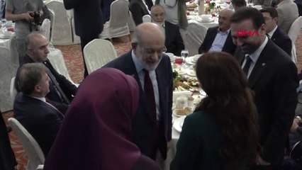Karamollaoğlu: Müslümanı şiddetle anma yoluna gidiyorlar