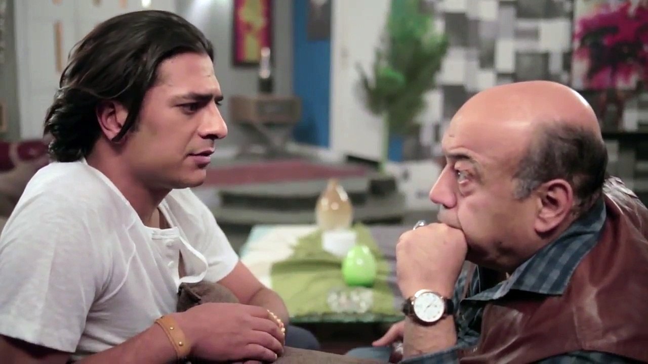 مسلسل النص التانى l ذات مومنت لما تسال راجل متجوز ايه رايك فى الجواز.. شوفوا كوميديا اكمل وحسين